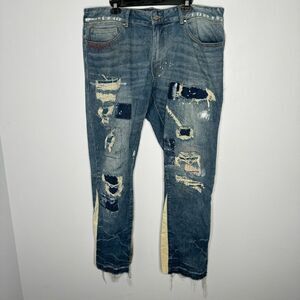 First Row distressed jeans size 40/32